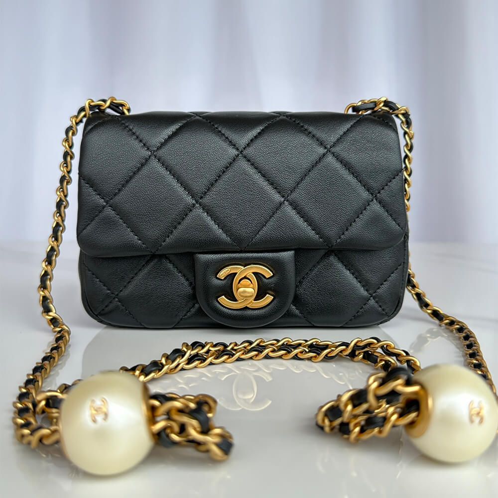 Chanel MINI FLAP BAG 