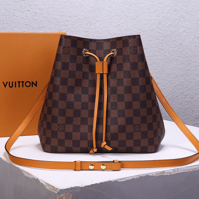 LV NeoNoe Bucket Bag 