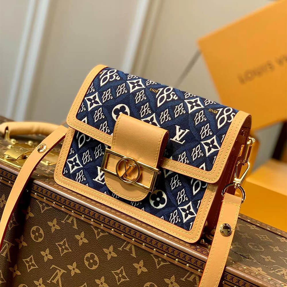 Louis Vuitton DAUPHINE mini handbag 