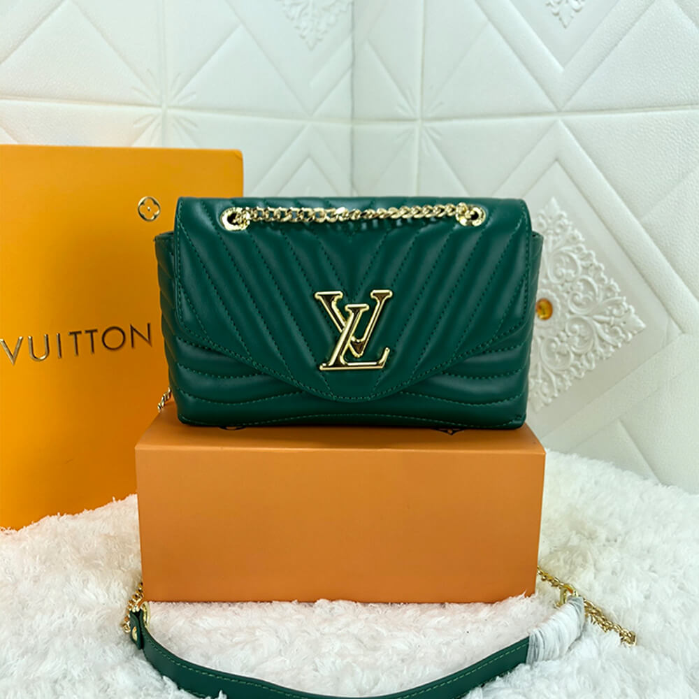 LV NEW WAVE CHAIN BAG 