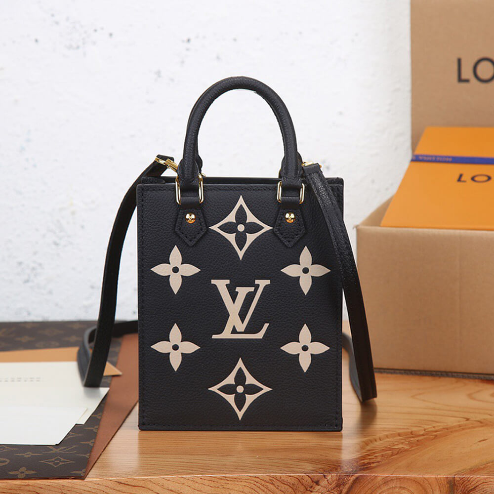 LV PETIT SAC PLAT