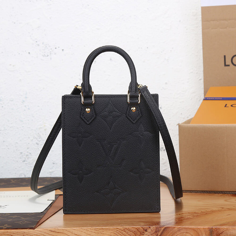 LV PETIT SAC PLAT 