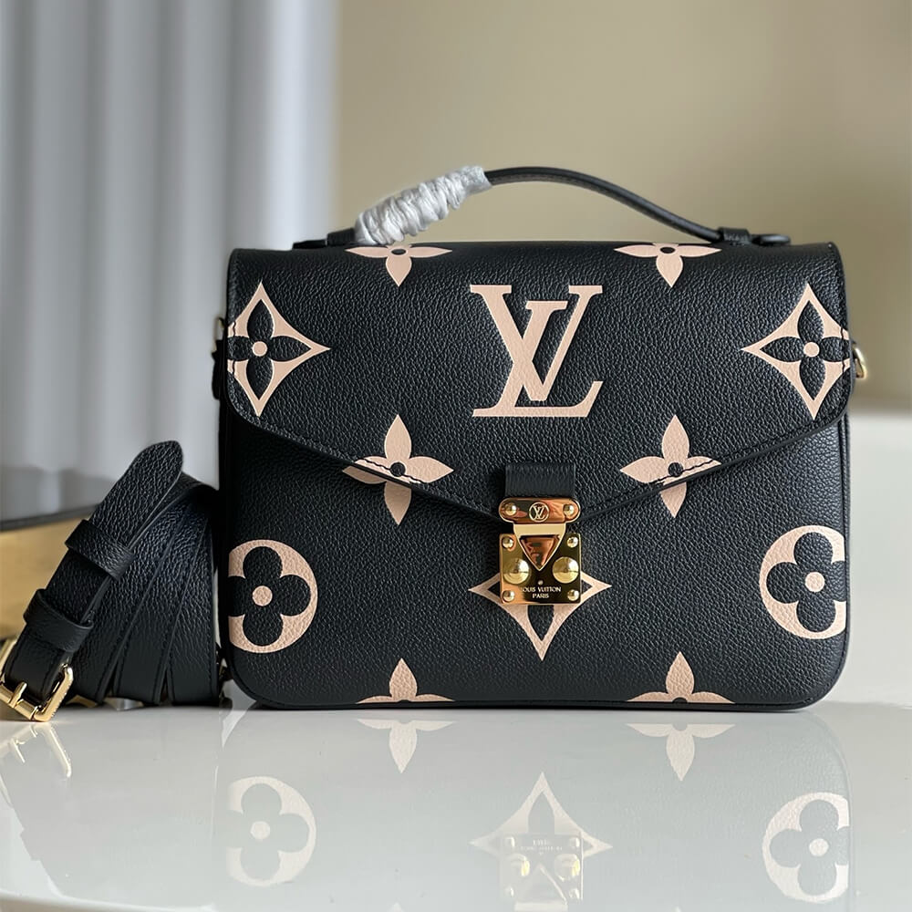 LV Pochette Métis 