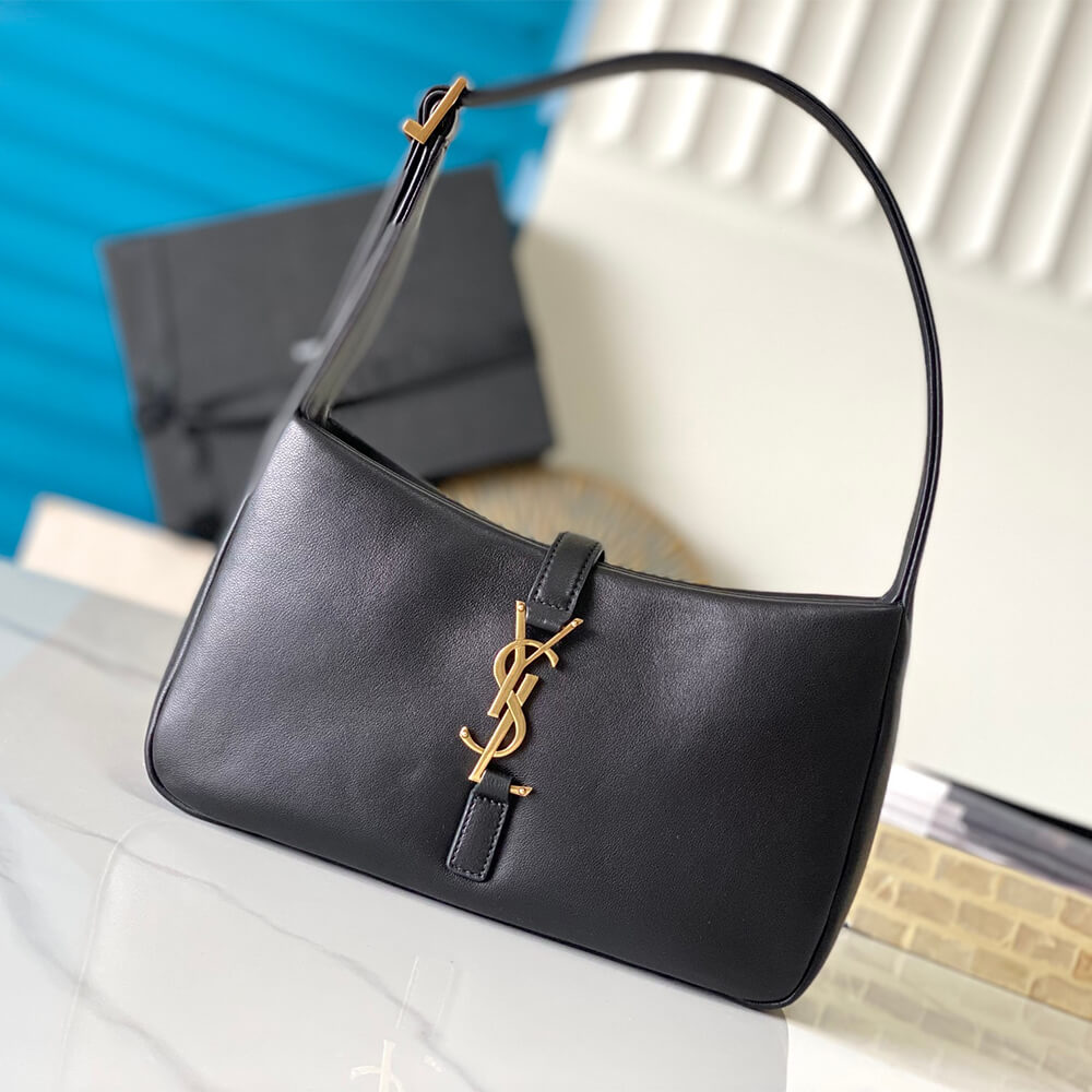 YSL LE 5 À 7 ARMPIT BAG 