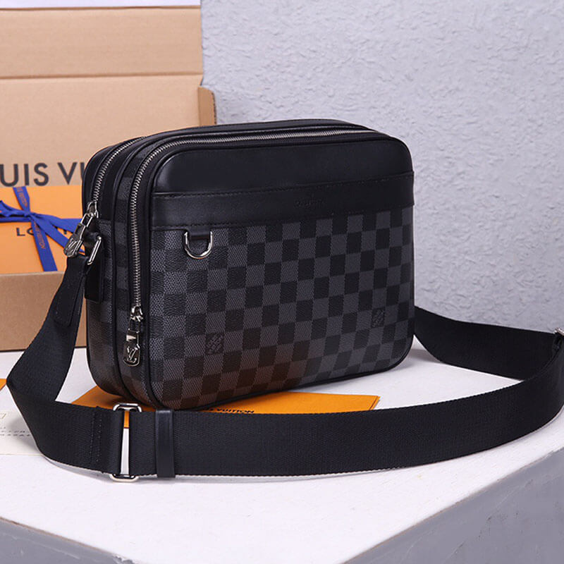 LV Trocadero Messenger Bag 