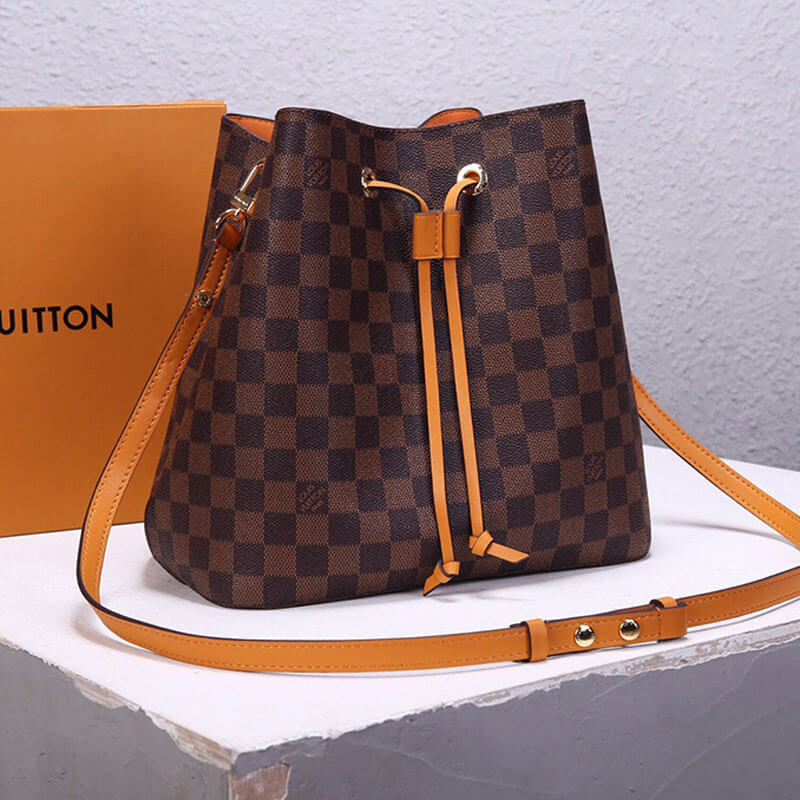 LV NeoNoe Bucket Bag 