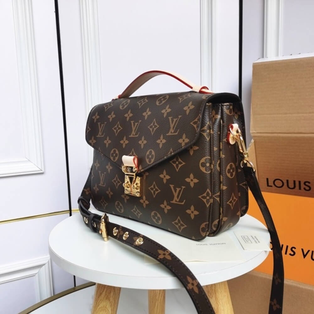 Louis Vuitton POCHETTE METIS 