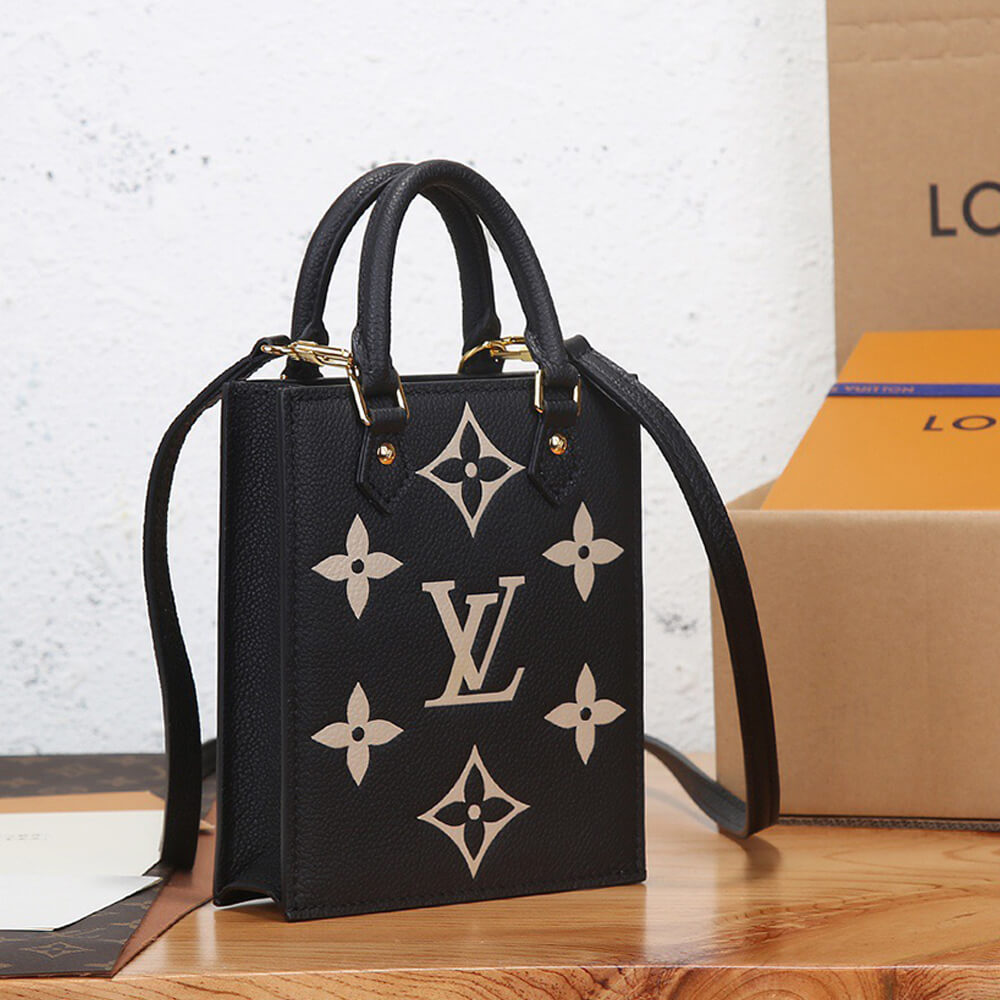 LV PETIT SAC PLAT