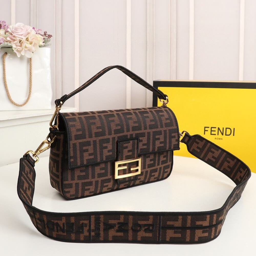 Fendi Baguette 