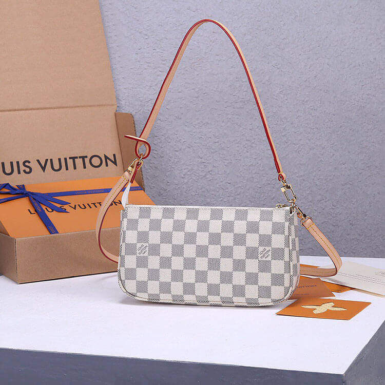 LV Pochette Accessoires 