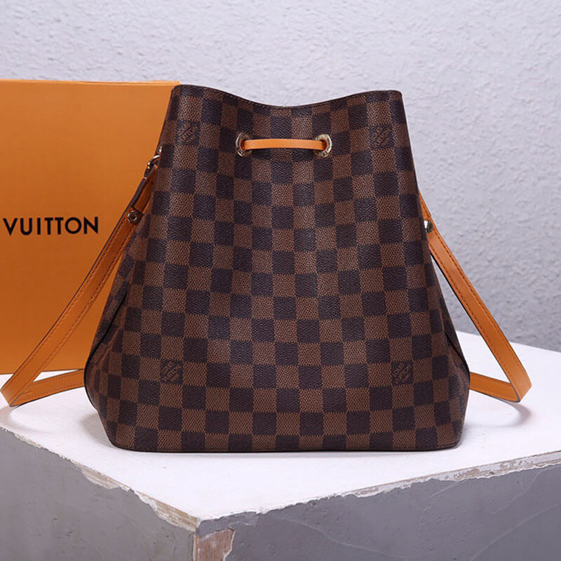 LV NeoNoe Bucket Bag 