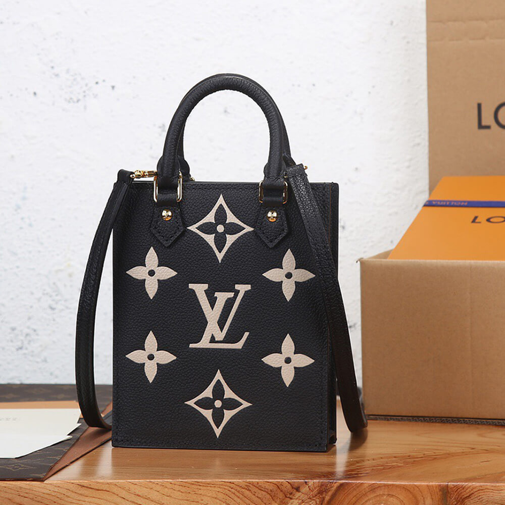 LV PETIT SAC PLAT 