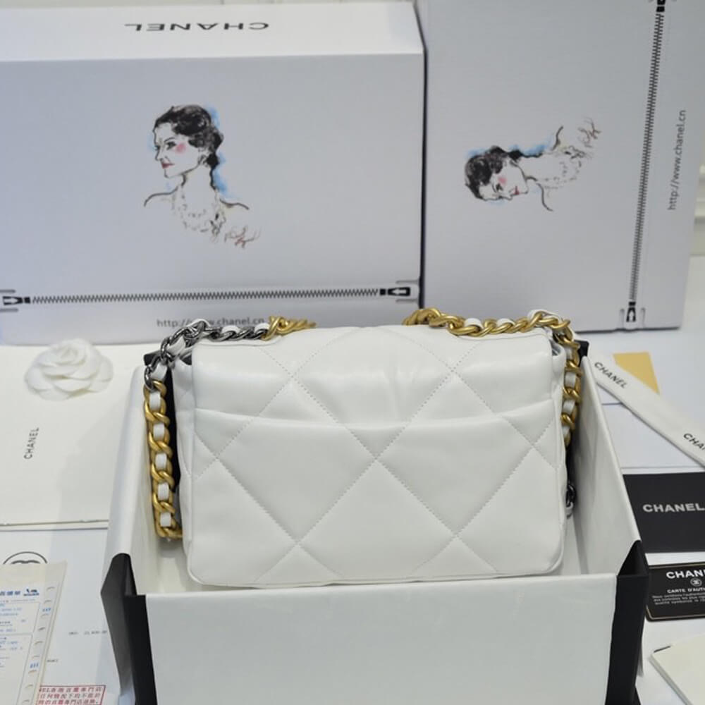 CHANEL 19 HANDBAG 