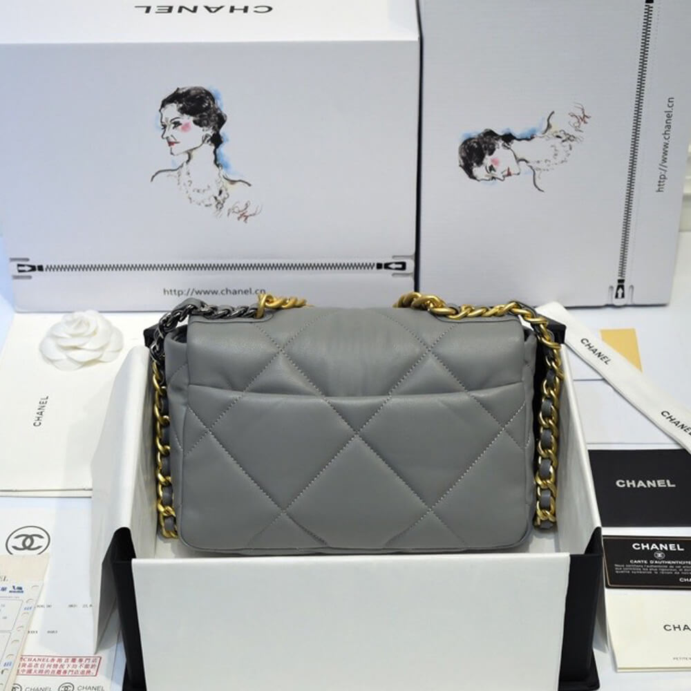 CHANEL 19 HANDBAG 