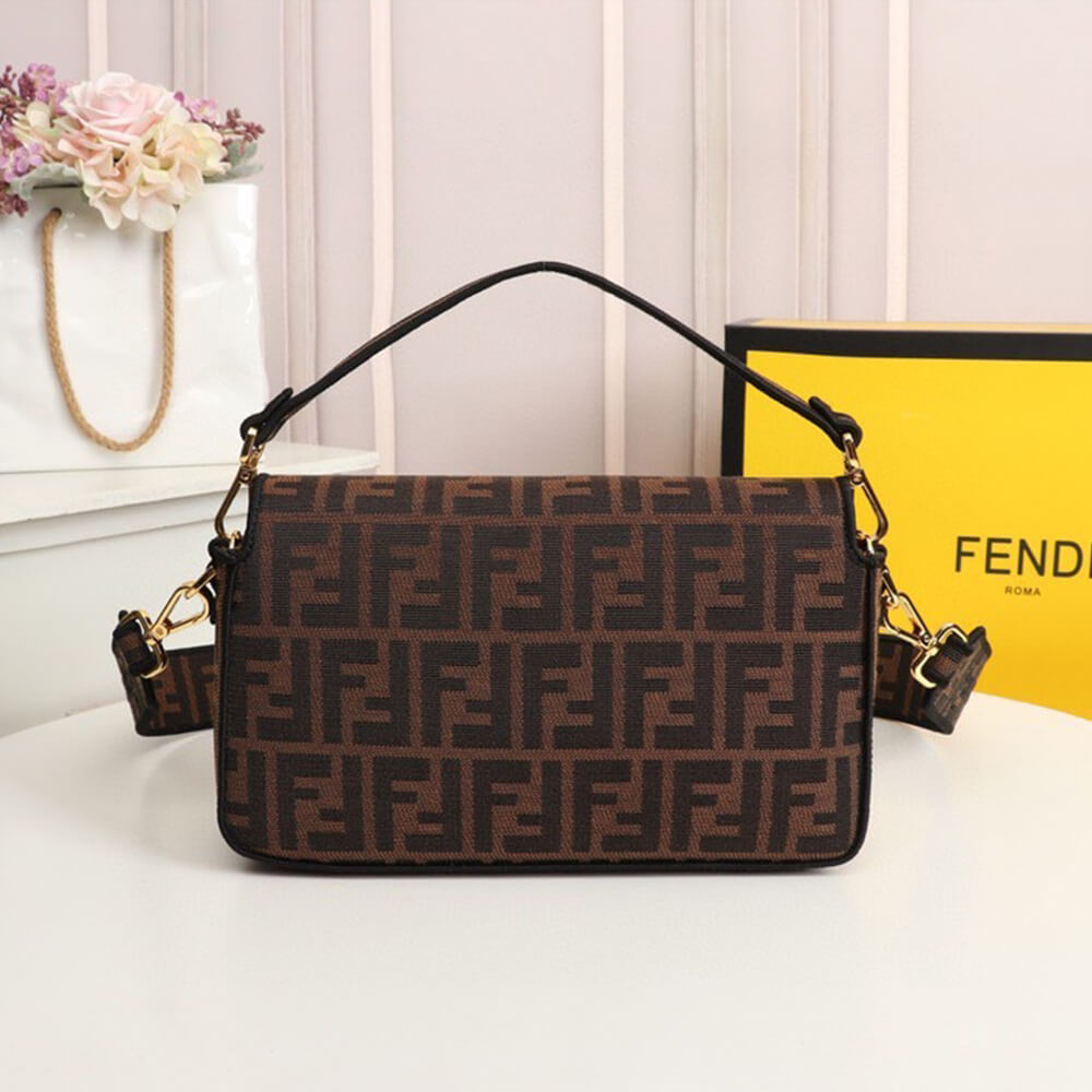 Fendi Baguette 