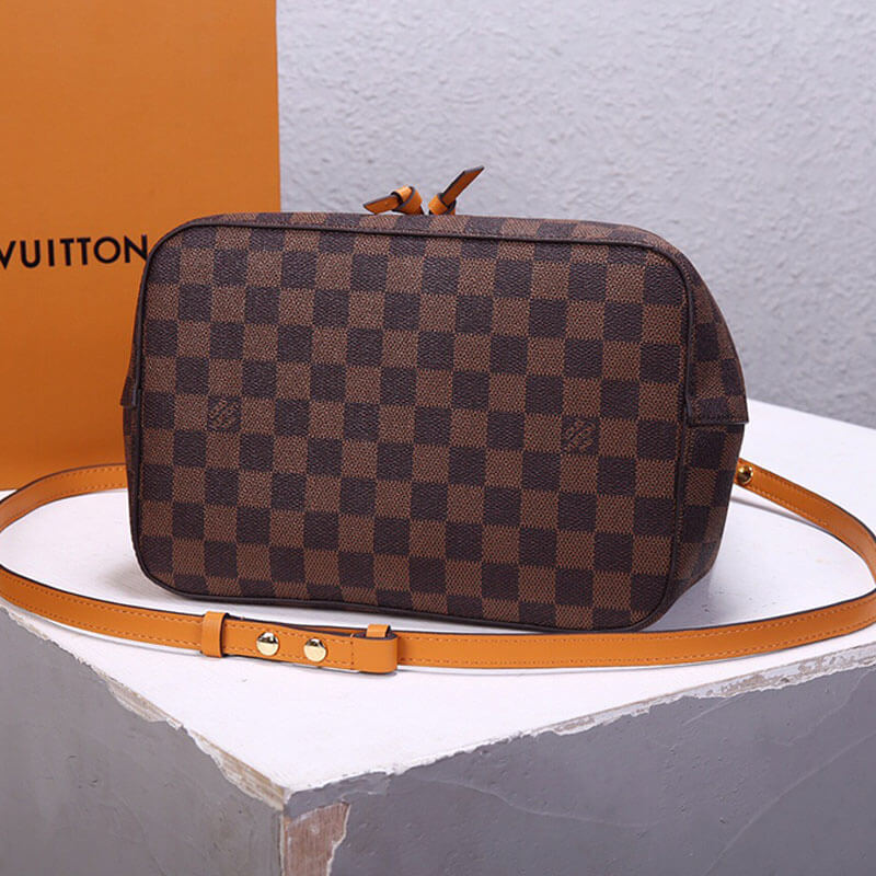 LV NeoNoe Bucket Bag 