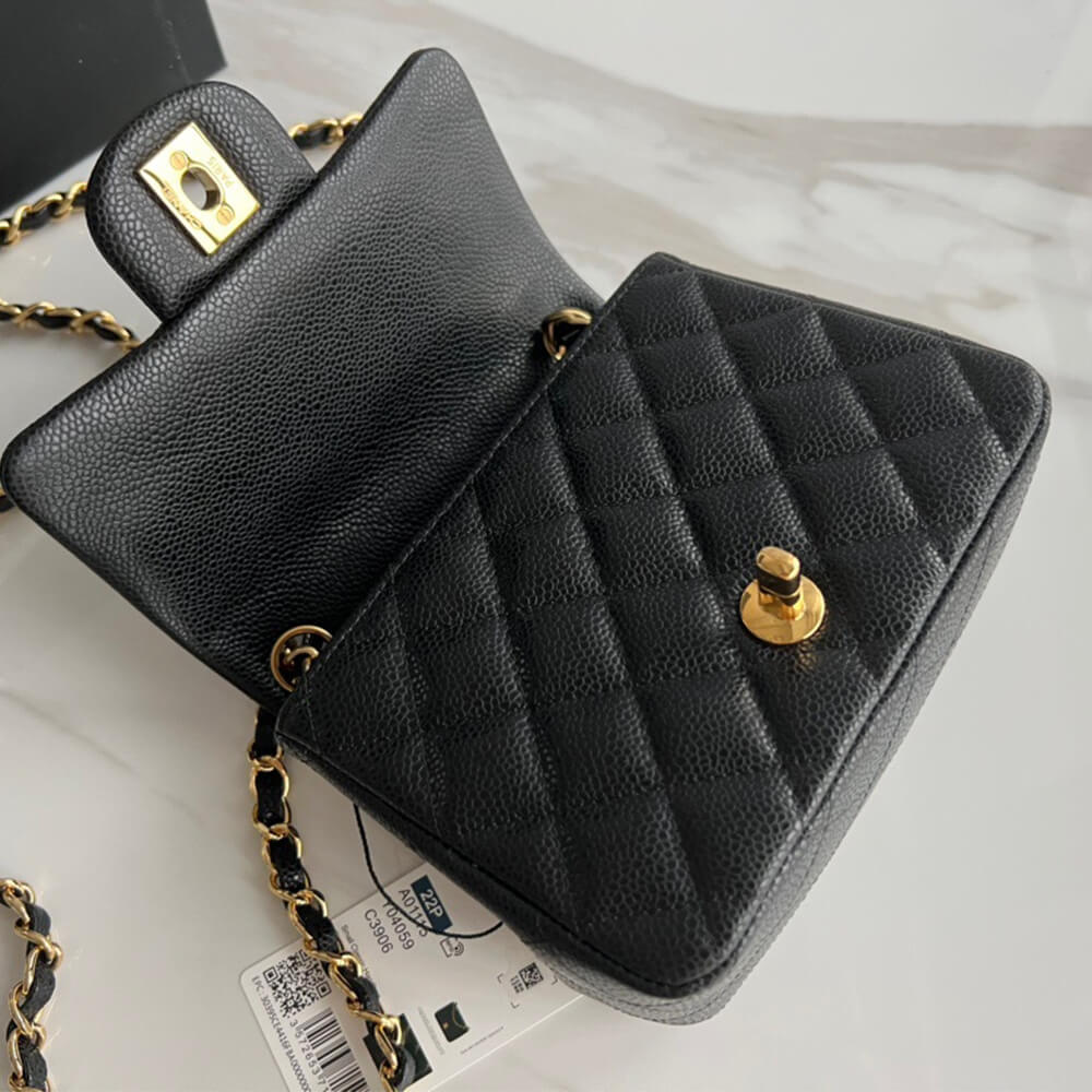 CHANEL MINI FLAP BAG 