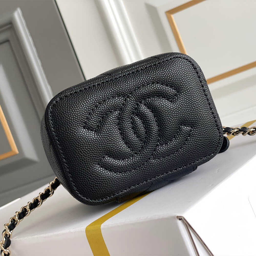 Ch*el chain cosmetic bag