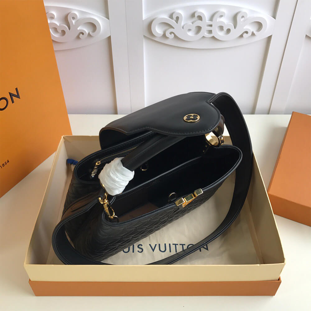 LV CAPUCINES MM BAG 