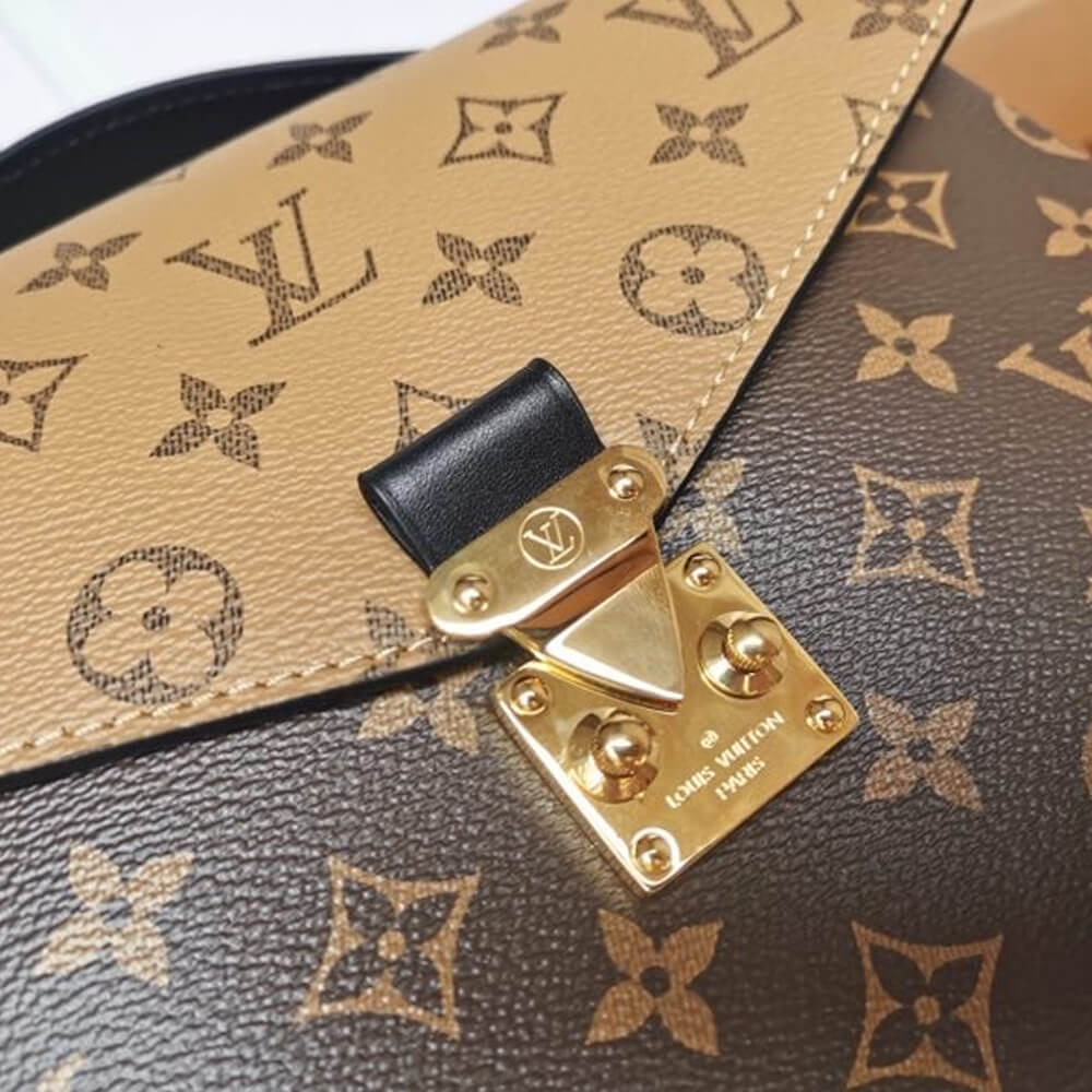 Louis Vuitton POCHETTE METIS 