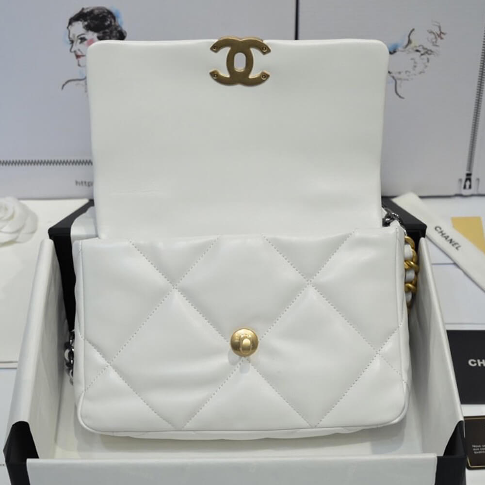 CHANEL 19 HANDBAG 