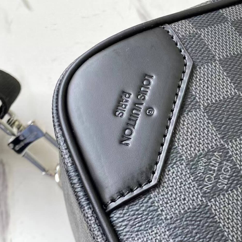 LV BRIEFCASE BACKPACK 