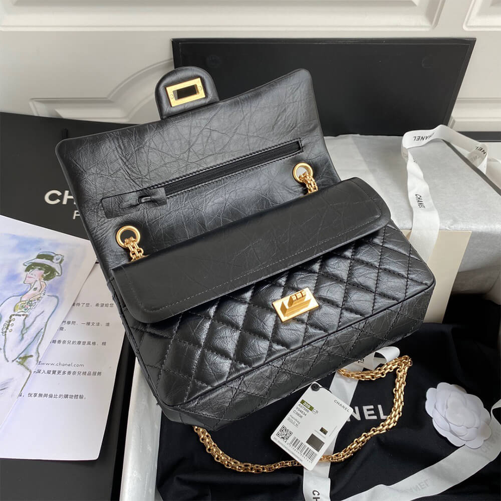 CHANEL 2.55 HANDBAG 