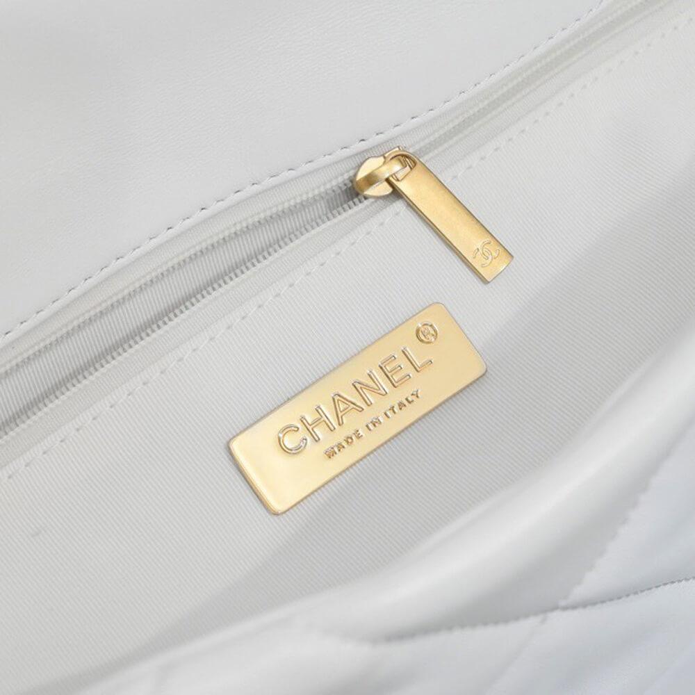 CHANEL 19 MAXI HANDBAG 