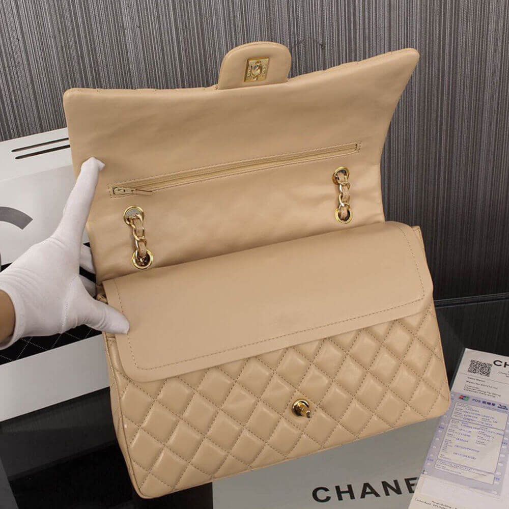 CHANEL Classic Maxi Handbag 