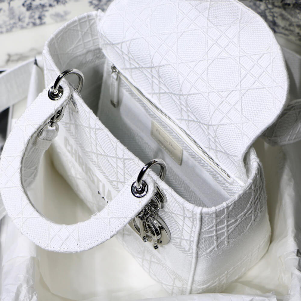 DIOR MEDIUM LADY D-LITE BAG 