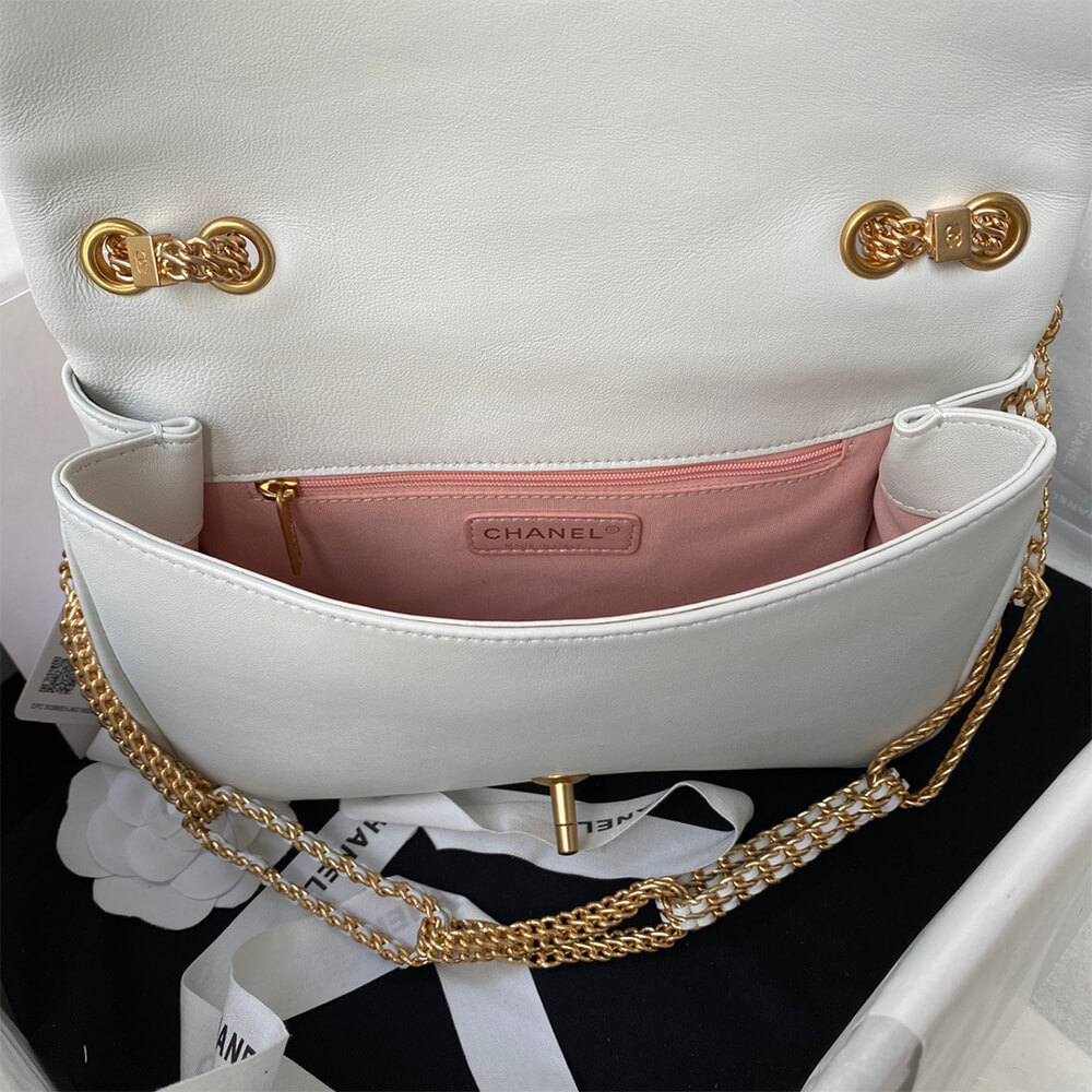 CHANEL FLAP BAG 