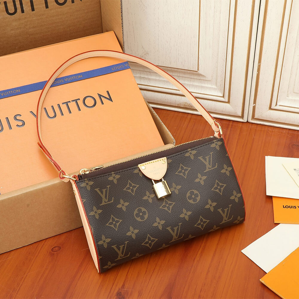 LV Pochette Tirette