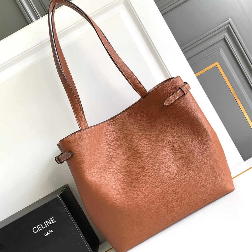 Ce**e cabas anaÏs medium bag in grained calfskin