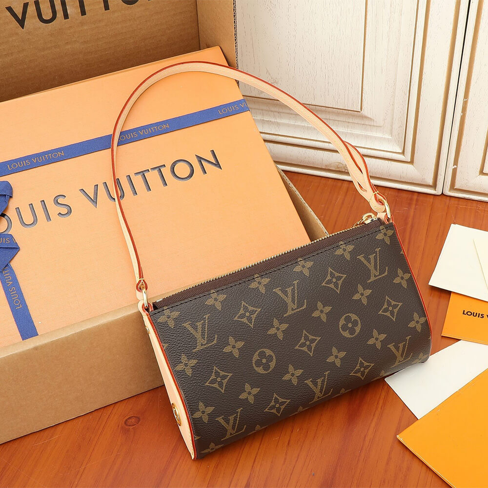 LV Pochette Tirette