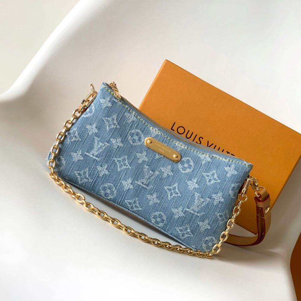 LV Liv Pochette