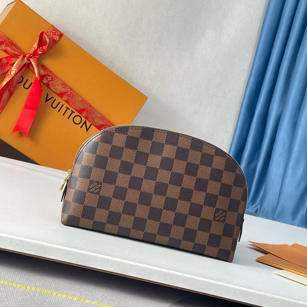 LV Cosmetic Pouch MM