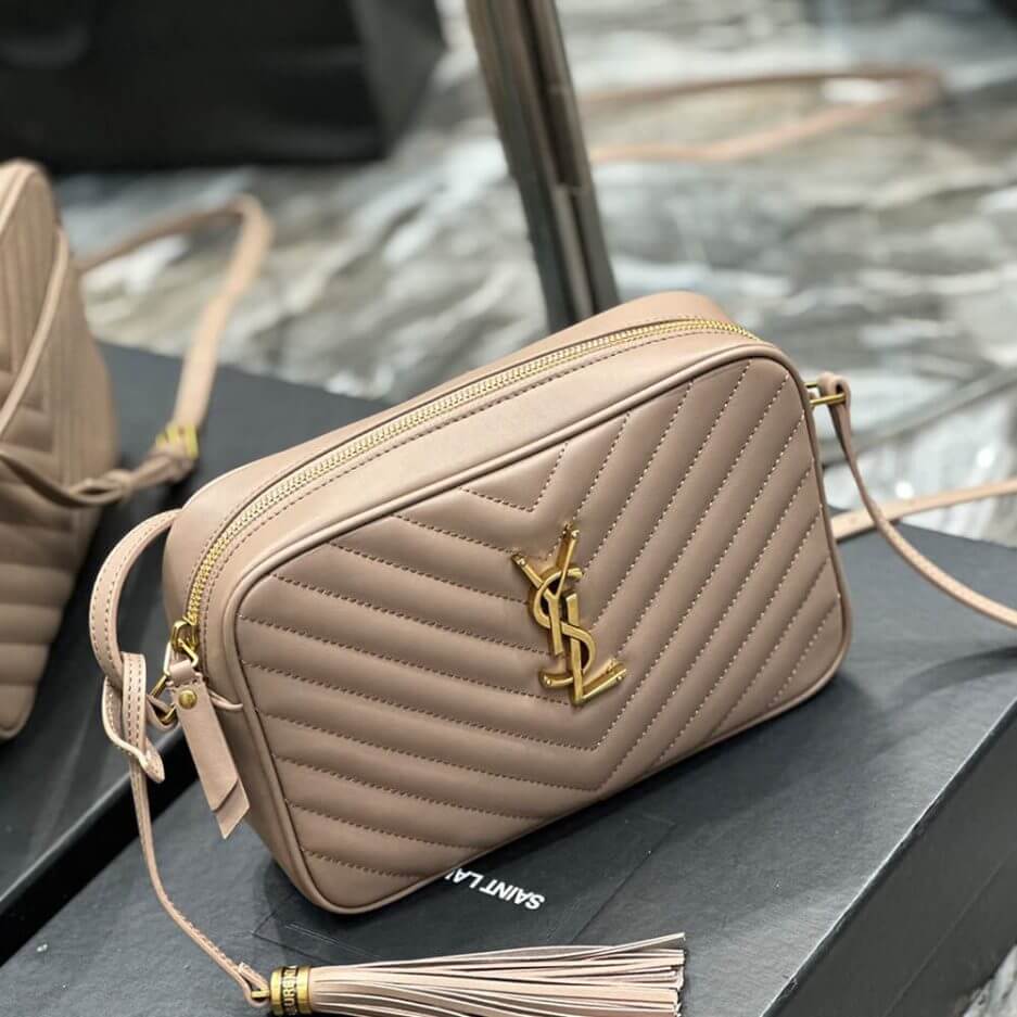 YSL LOU CAMERA BAG IN QUILTED LEATHER 