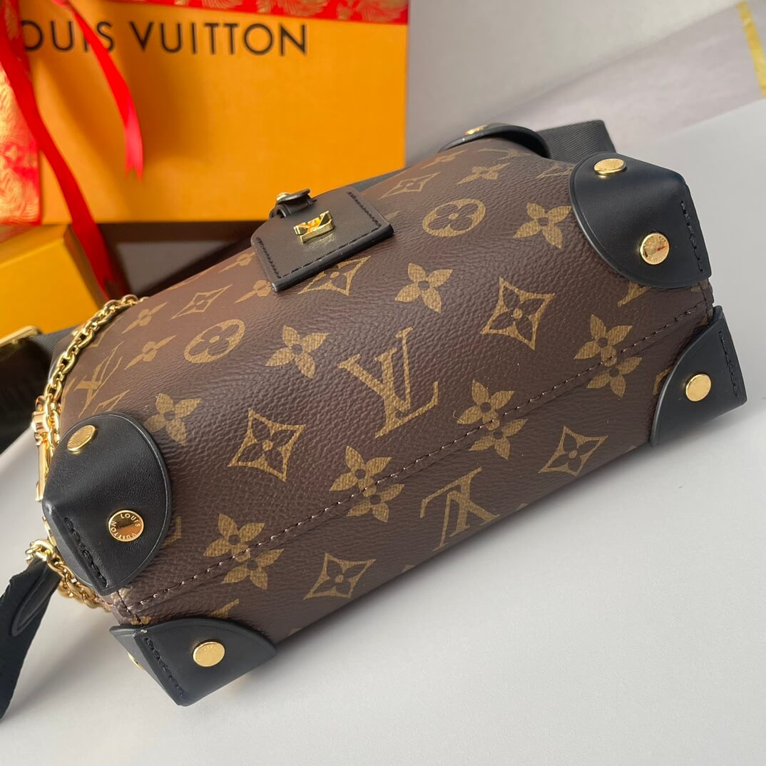 LV Petite Malle Souple 