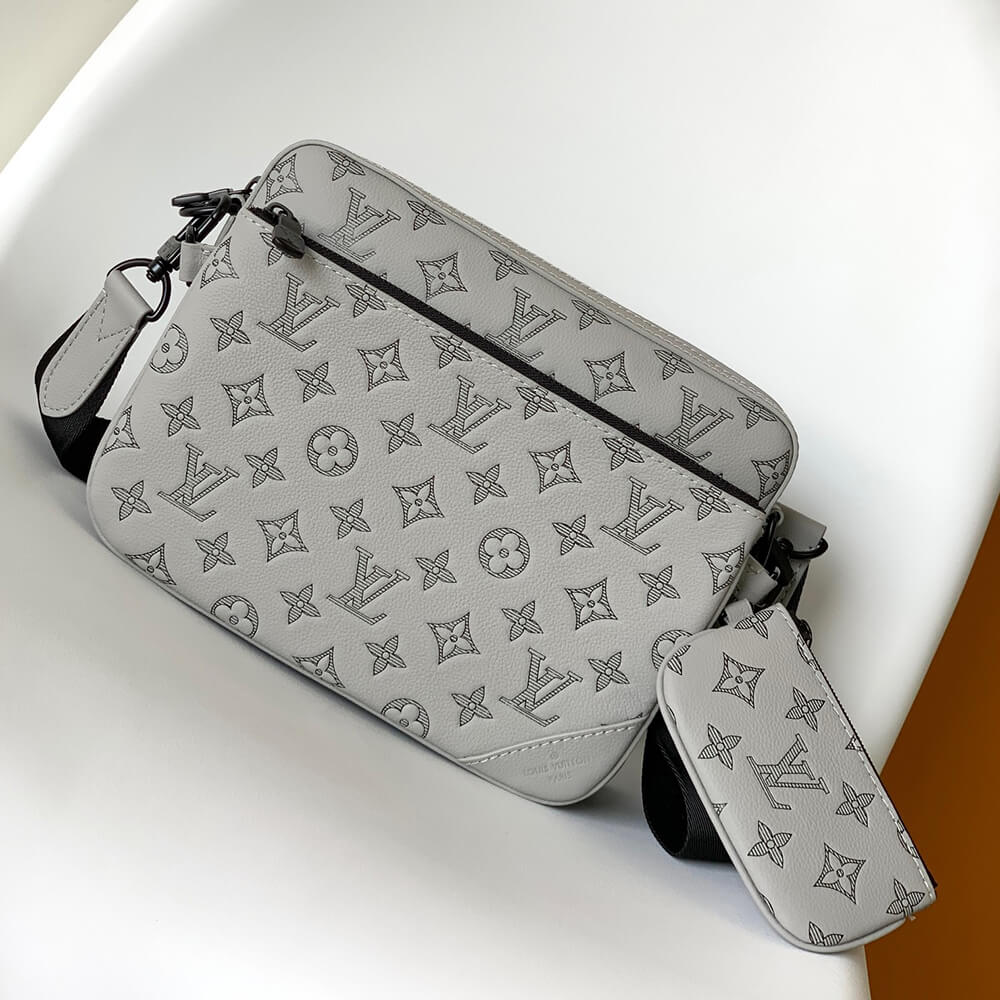 LV rio Messenger Bag