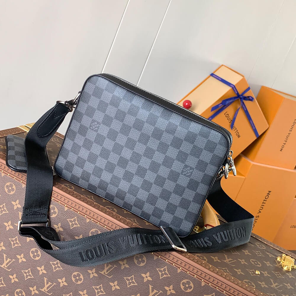 LV rio Messenger Bag