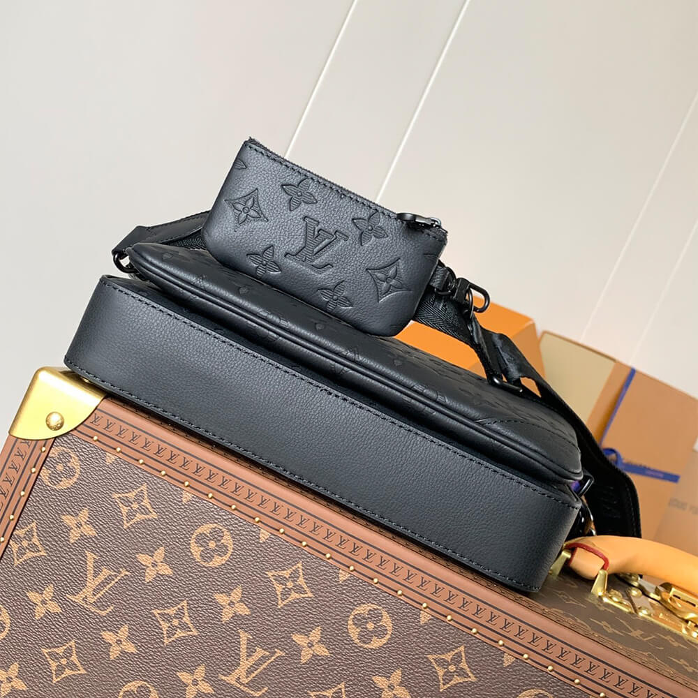 LV rio Messenger Bag